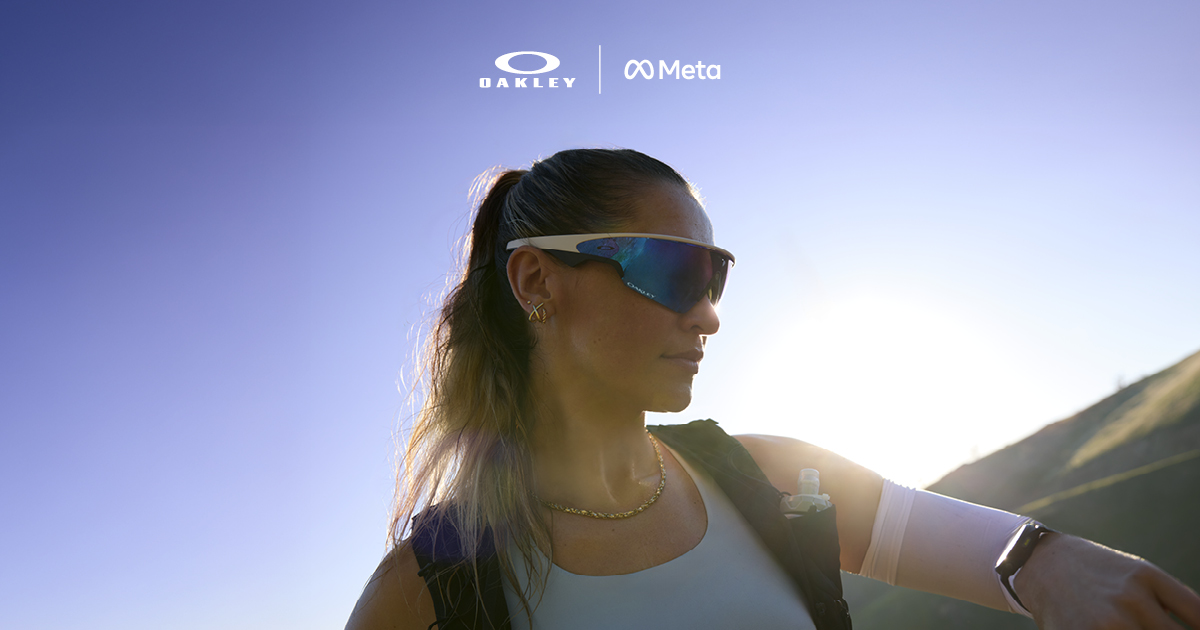 You are currently viewing Oakley Meta AI Glasses